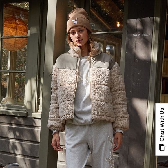 SOLD BNWT Pacsun x playboy teddy puffer jacket - Picture 3 of 7